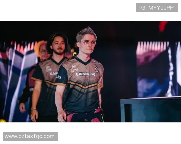 DOTA2赛季15热议IG战队力量争议引发电竞比分关注与讨论