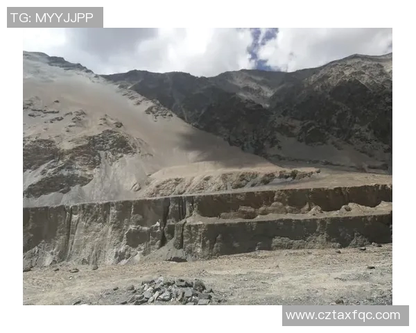 探寻杨静在CSGO世界中的成长与挑战之路 探寻杨静在CSGO世界中的成长与挑战之路