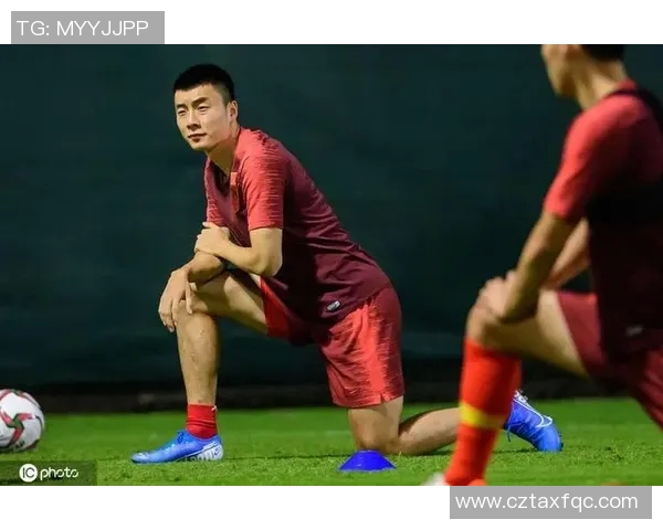 S15LOL赛事专访李磊揭秘英雄联盟成功秘诀与团队合作之道实时新闻